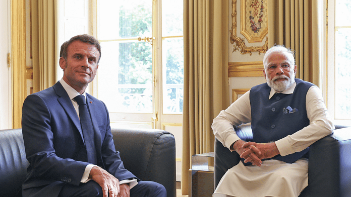 File photo of French President Emmanuel Macron (L) and Prime Minister Narendra Modi (R) at Elysee Palace, Paris | ANI