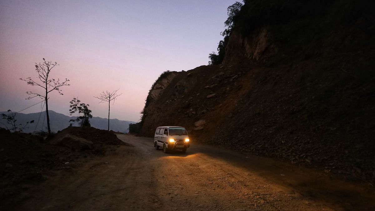 The silent, bumpy 102B highway | Photo: Manisha Mondal | ThPrint