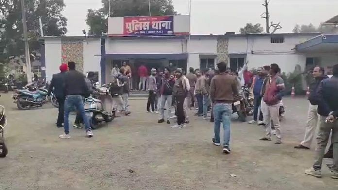 Protests outside Budhar police station in MP's Shahdol | By special arrangement