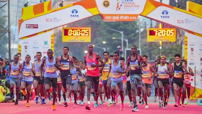 Athletes run during the TATA Mumbai Marathon 2024, in Mumbai, on 21 Jan 2024 | PTI