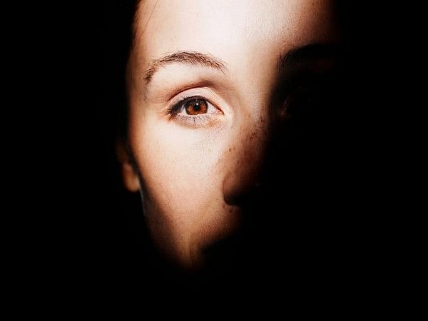 This oil can be natural treatment for dry eye conditions