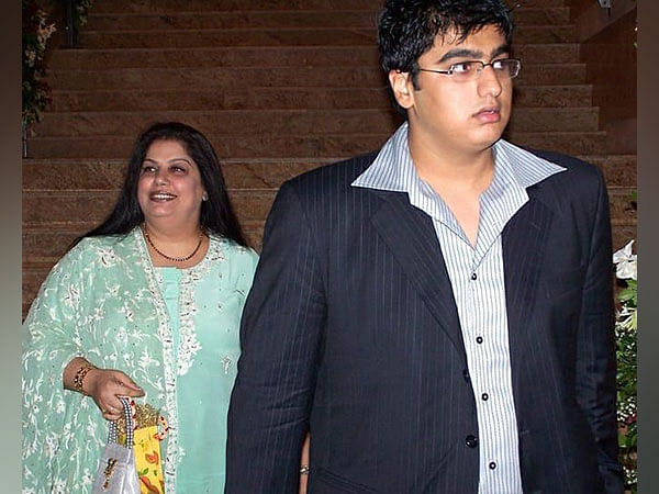 Arjun Kapoor pens a heartfelt note on his mother's birth anniversary