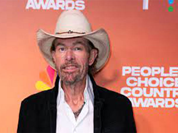 Country singer Toby Keith loses battle with stomach cancer, dies at 62 