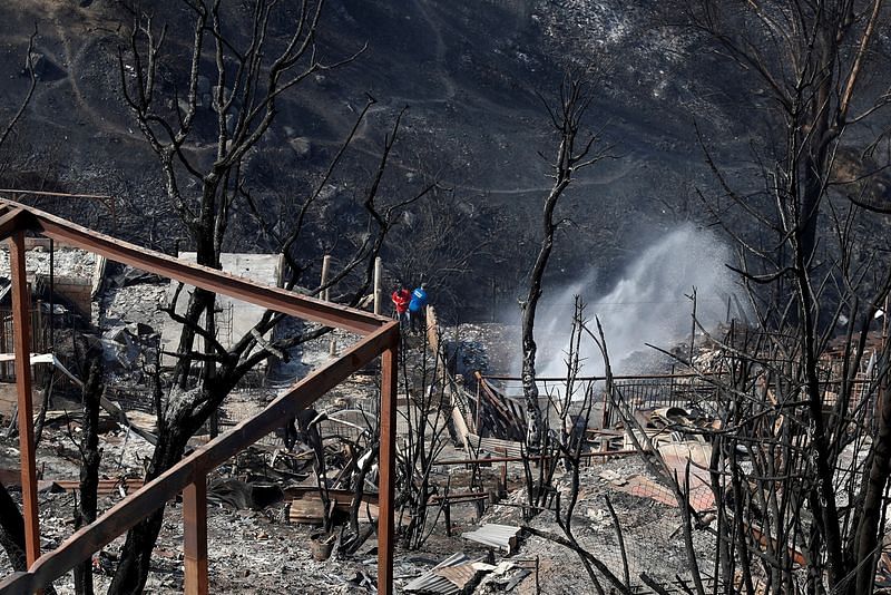 ¿Cómo ha hecho el cambio climático que los incendios forestales de Chile sean tan mortales?