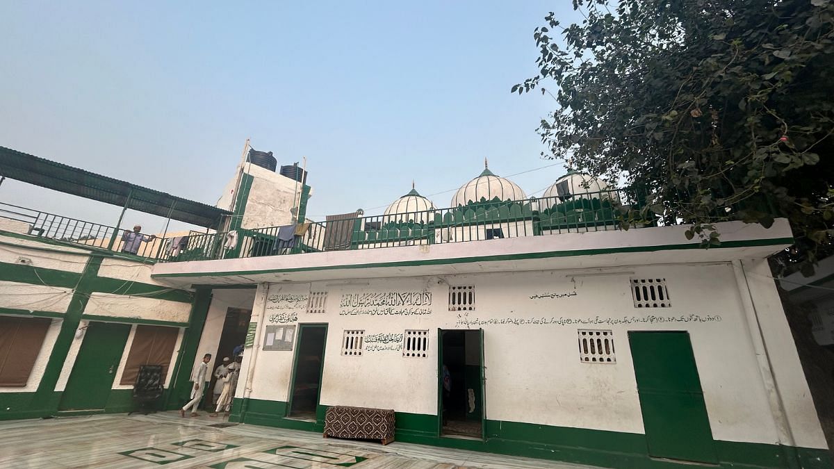 Bengali Market mosque, New Delhi | Zenaira Bakhsh, ThePrint