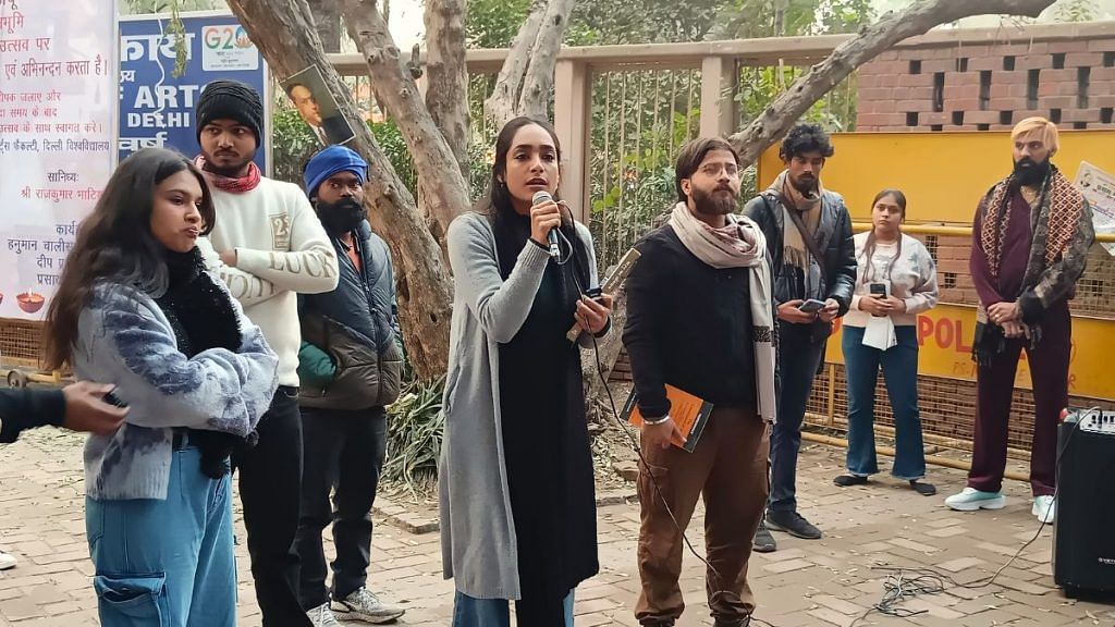 Ritu Singh addressing the protestors at Delhi University | Photo: Krishan Murari/ThePrint
