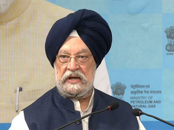 Cooking gas prices in India lower than in most producing nations: Hardeep Puri