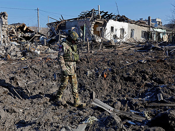 Russia claims thwarting attacks by pro-Ukrainian Russian forces on its territory