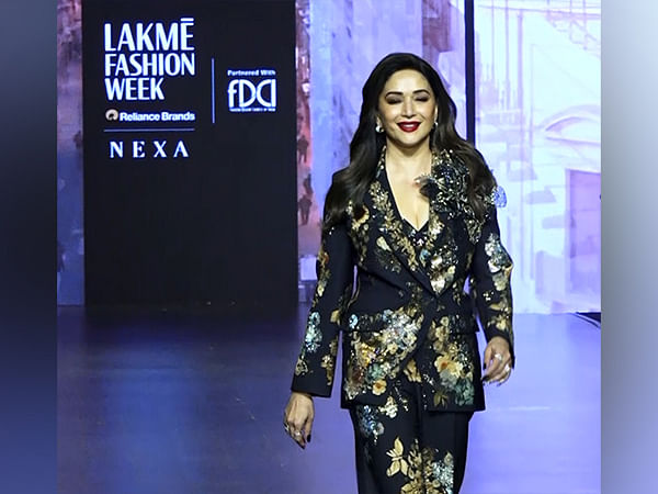 Lakme Fashion Week 2024: Madhuri Dixit slays in Ranna Gill's collection, grooves to live music 