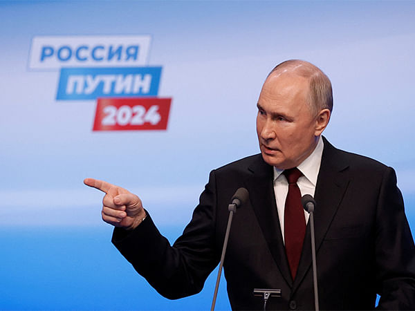 Putin mulls establishment of 'sanitary zone' in Ukraine