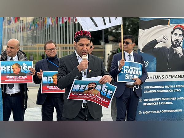 Pashtuns protest at UNHRC against crackdown on PTM leaders