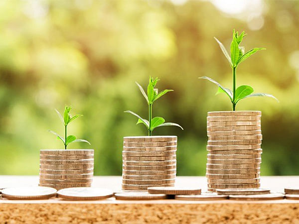 Bank FD vs Corporate FD: Which One Should You Choose?