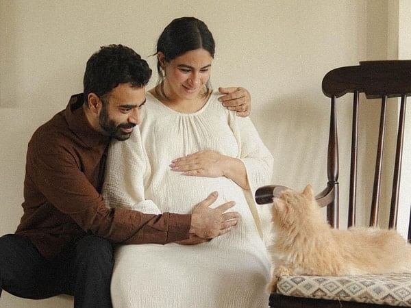 'Bigg Boss 9' fame Priya Malik blessed with a baby boy
