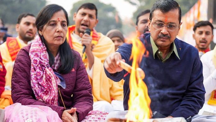 File photo of Sunita Kejriwal and Aam Aadmi Party chief Arvind Kejriwal | ANI
