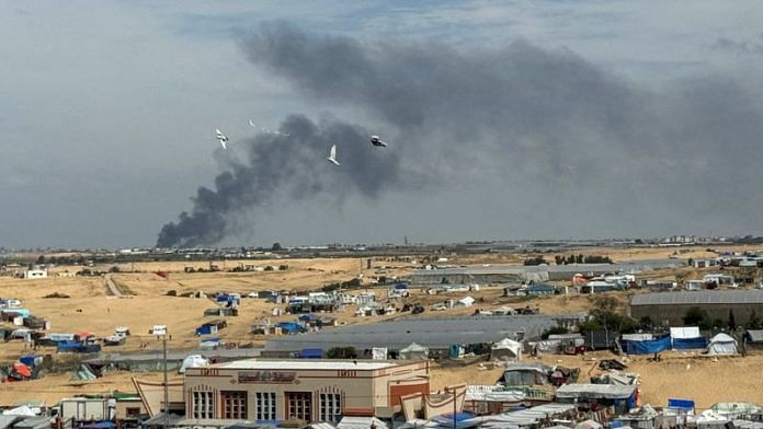 Smoke rises during an Israeli ground operation in Khan Younis March 14, 2024. REUTERS/Bassam Masoud