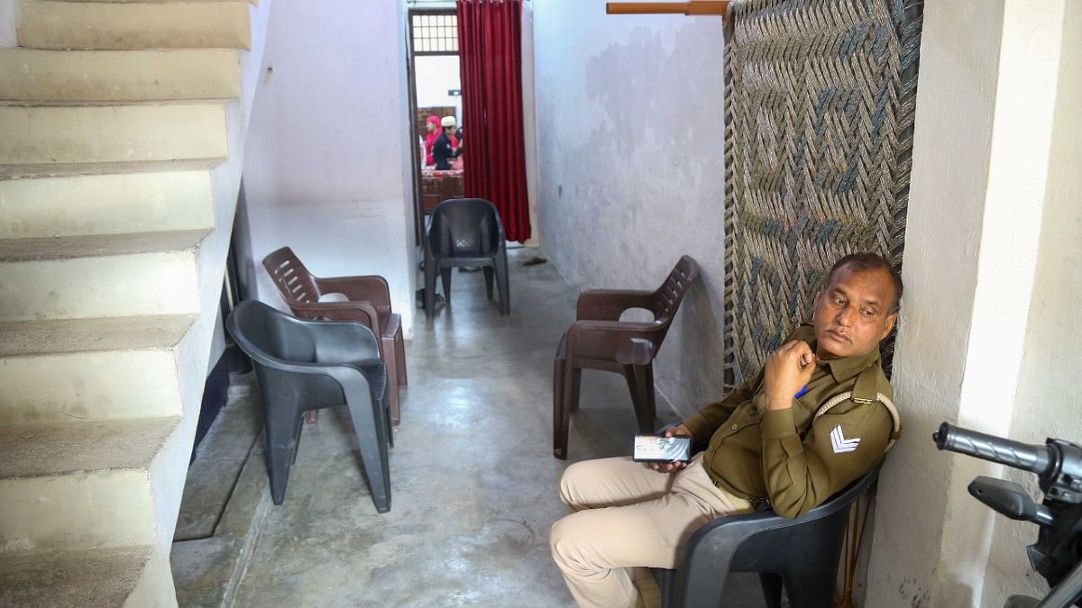 Head constable Mohammed Irshad at Qasim's house | Suraj Singh Bisht | ThePrint