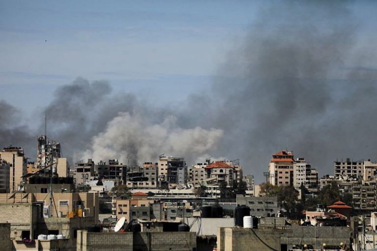 Palestinian fighters battle Israeli forces around Gaza’s Al Shifa Hospital