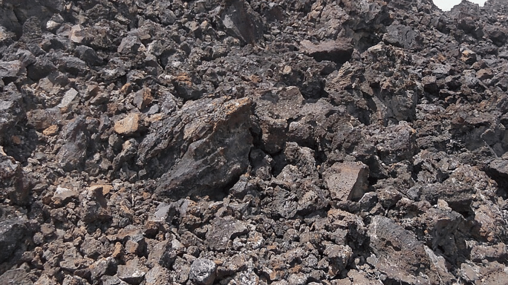 Representative image of basalt of the Ice Springs Volcanics, Utah | Commons