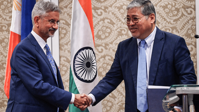 Foreign Affairs Minister Jaishankar with Philippines’ Secretary of Foreign Affairs Enrique Manalo in Manila, Philippines | Representative image | Reuters