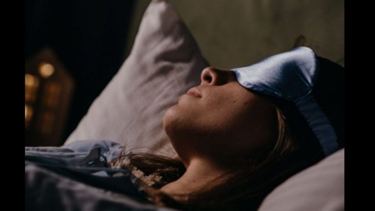 Bathroom breaks to messages — 61% Indians get less than 6 hrs of uninterrupted sleep, finds survey