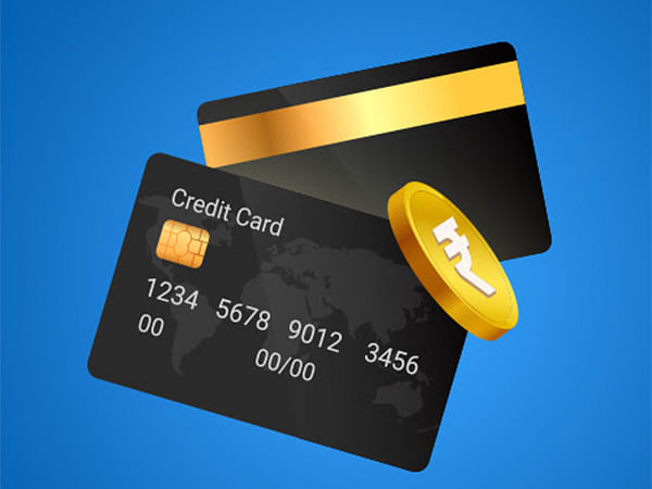Users Can Make Spends Rewarding with Credit Cards on Bajaj Markets