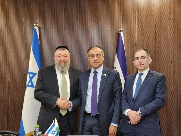 Tel Aviv: India envoy Sanjeev Singla, Israel's Minister of Labour discuss ties, safety of Indian workers