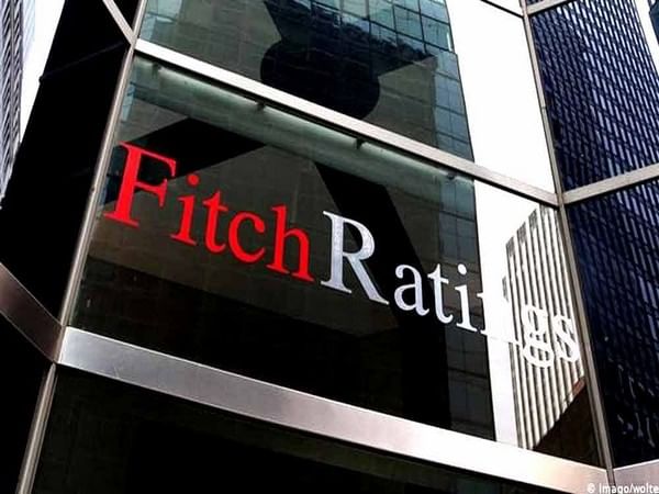 Fitch downgrades outlook on China to negative