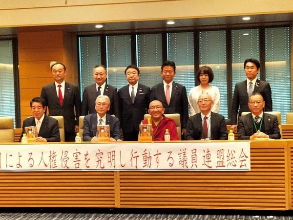 Eminent Buddhist teacher Arjia Rinpoche gives first-hand information about China's atrocities to Japanese lawmakers