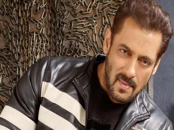 Two individuals summoned for questioning regarding firing at Salman Khan's house in Bandra