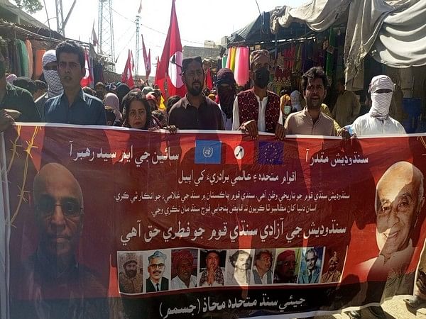 JSMM holds massive pro-freedom rallies in Sindh on GM Syed's death anniversary