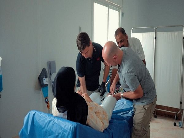UAE field hospital begins fitting prosthetics for wounded Palestinian 