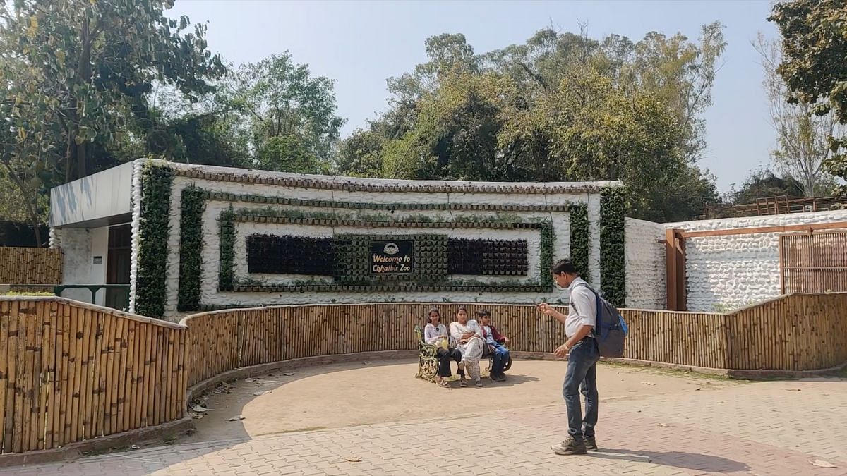 Visitors to Mohali's Chhatbir Zoo take pictures at the entrance | Akanksha Mishra | ThePrint