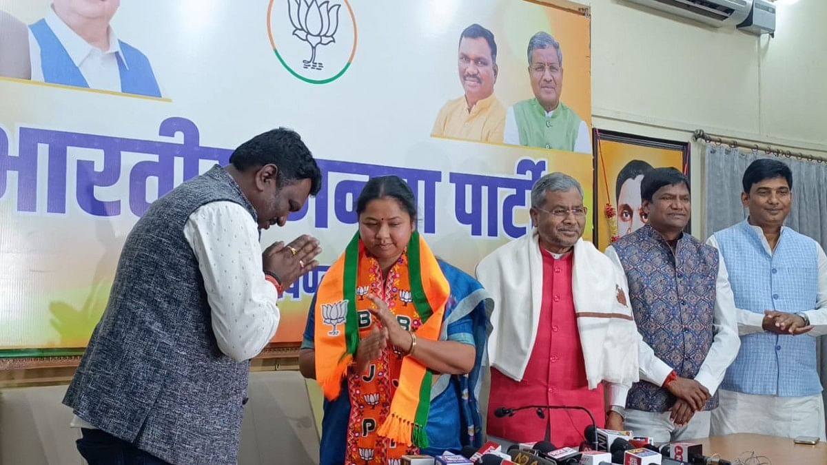 Geeta Koda joining BJP | By special arrangement