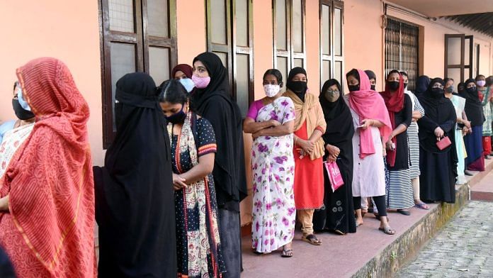 File photo of women voters in Kochi | Representational image | ANI