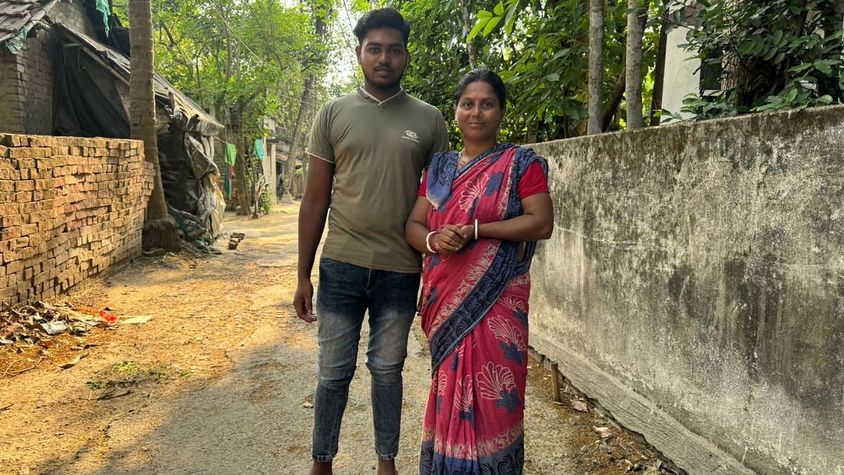 Rekha Rishidas and her son | Sagrika Kissu | ThePrint