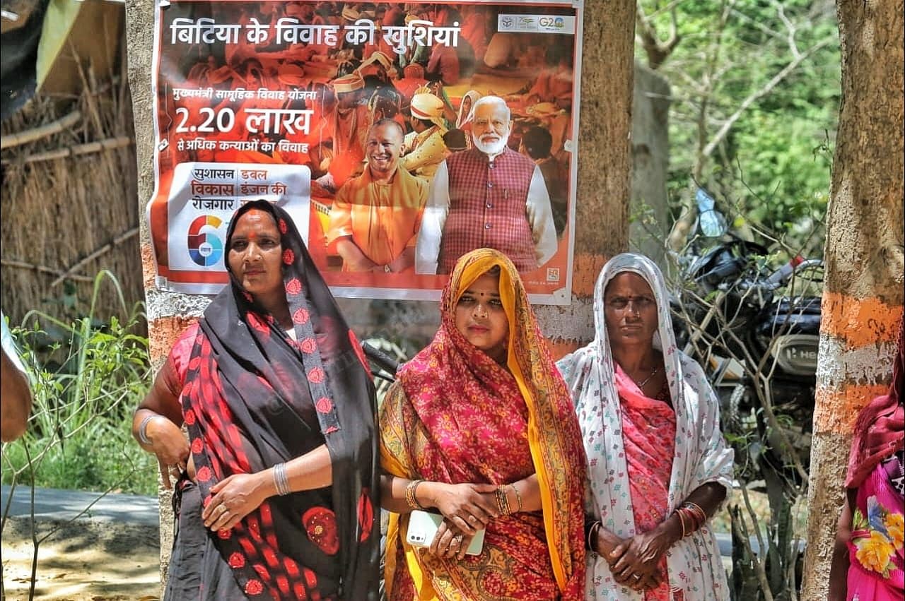 Women voters wait for Smriti Irani in Jagdishpur | Photo: Praveen Jain | ThePrint