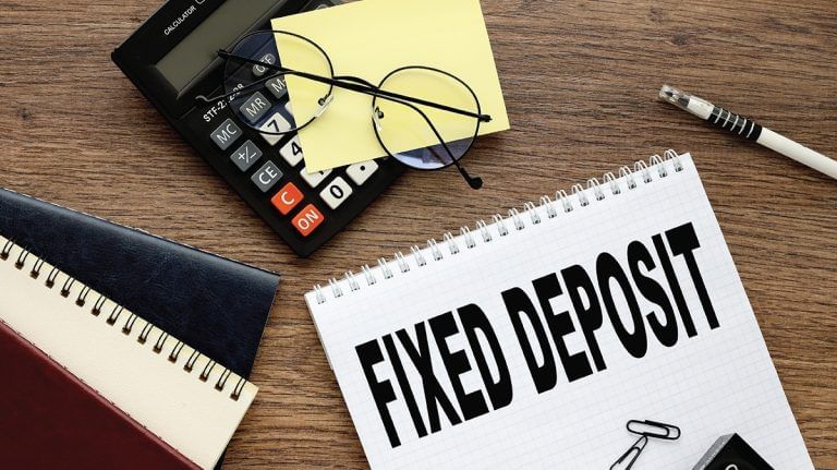 What are fixed deposit receipts? What are its major components?