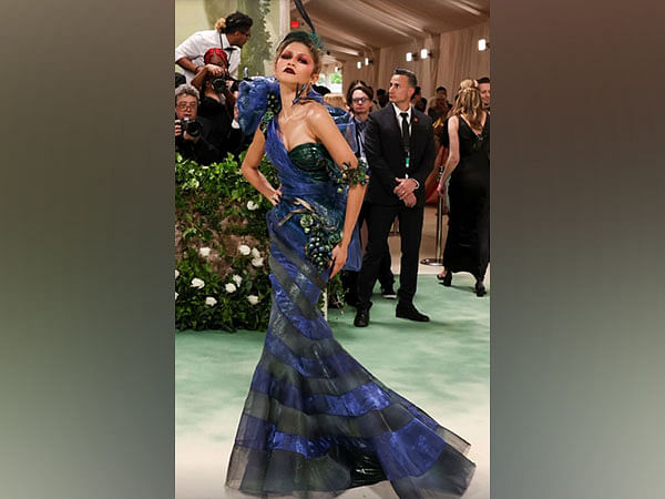 Zendaya steals spotlight at Met Gala 2024 in peacock-inspired attire! –  ThePrint – ANIFeed