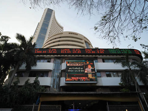 Selling pressure continues in markets, Nifty-Sensex open in red