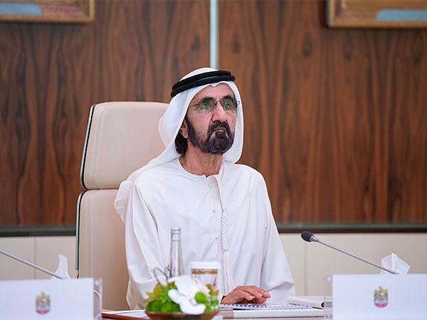 Dubai Ruler meets with Prime Minister of Kuwait on sidelines of 33rd Arab League Summit