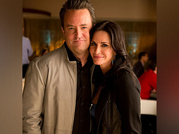 Courteney Cox reveals she still feels the presence of late 'Friends' star Matthew Perry