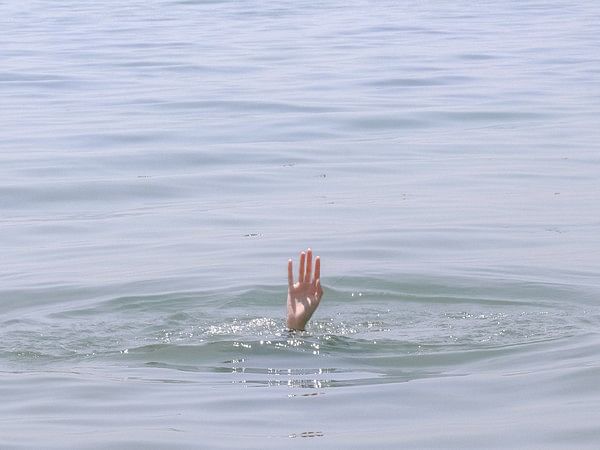 Pak: Man throws two daughters into canal over dispute with wife, one dead 