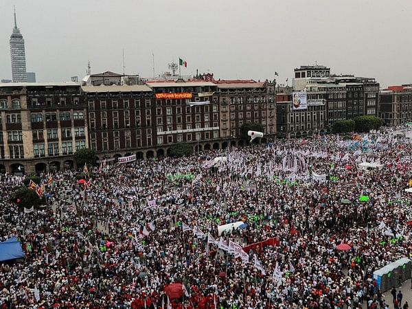 Mexican Mayoral candidate shot dead at campaign rally days before election