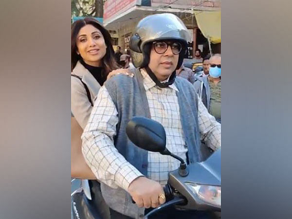 Shilpa Shetty wishes abundance of joy to 'Hungama 2' co-star Paresh Rawal on birthday 