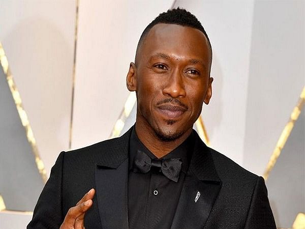 Mahershala Ali in talks to star in new 'Jurassic World' movie