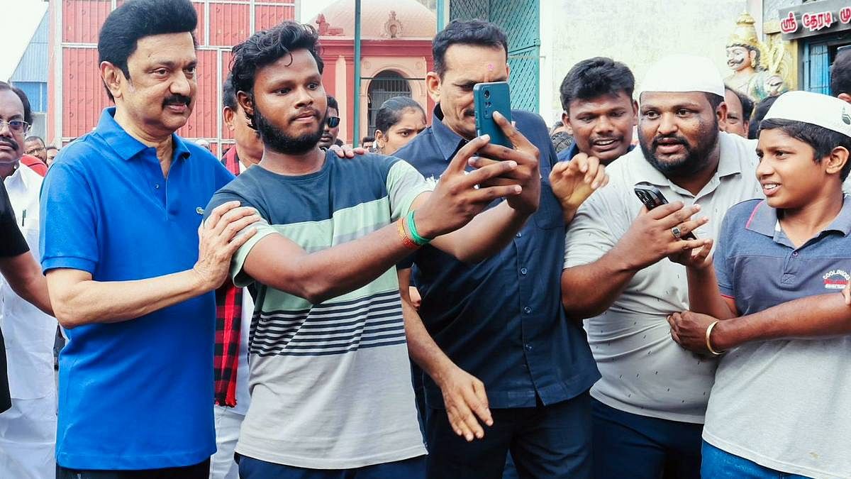 MK Stalin posing for a selfie with supporters during his morning walk | ANI