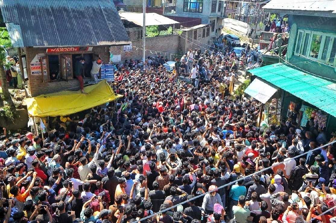 A crowd of supporters at Engineer Rashid's roadshow, which his 23-year-old son Abrar held on his behalf, at Baramulla | Praveen Jain | ThePrint 