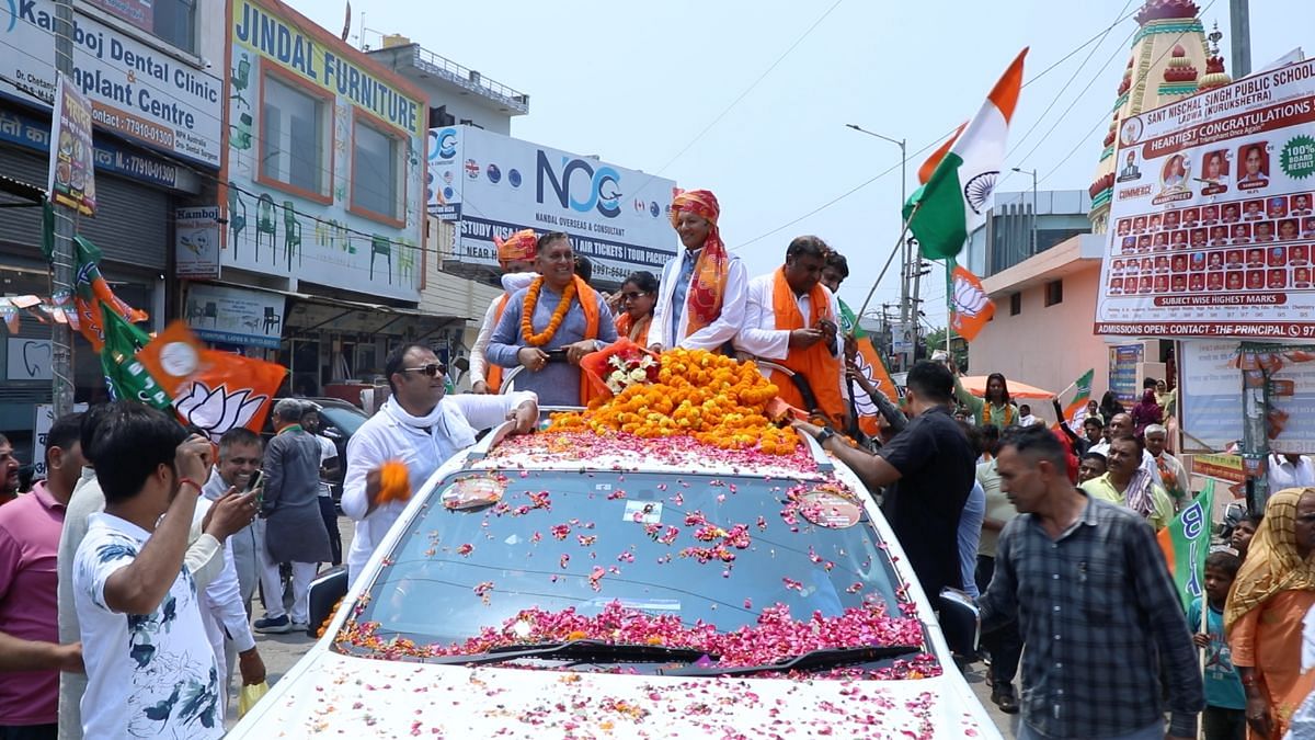 Jindal during his roadshow at Ladwa town under Kurukshetra parliamentary constituency, Thursday | Danishmand Khan | ThePrint 
