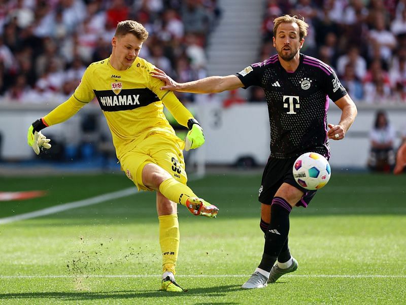 Soccer-Bayern rutschen bei Niederlage gegen Stuttgart ab, während Real wartet