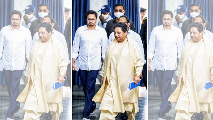 File photo of Bahujan Samaj Party (BSP) chief Mayawati and her nephew Akash Anand in Lucknow | ANI
